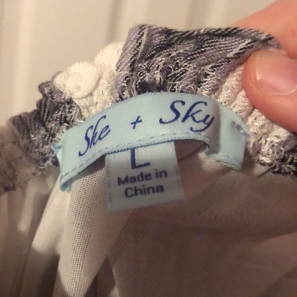 Plaid Flowy Dress - Picture 3 of 4